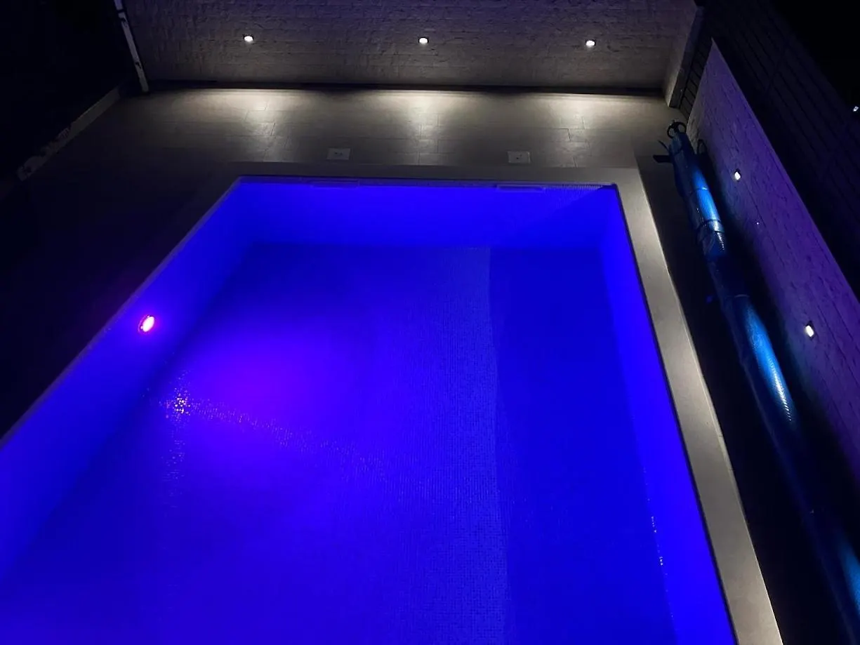 Villa Trapezium - Private Heated Pool & Table Soccer Kastela